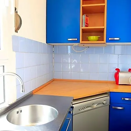 Comfy And Quiet, Great Location شقة *