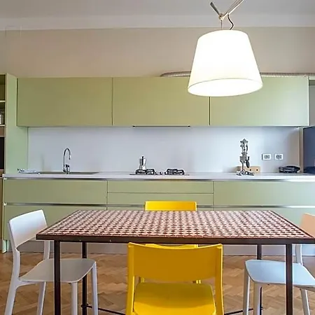 Comfy And Quiet, Great Location * ميلان