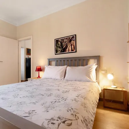 Comfy And Quiet, Great Location *