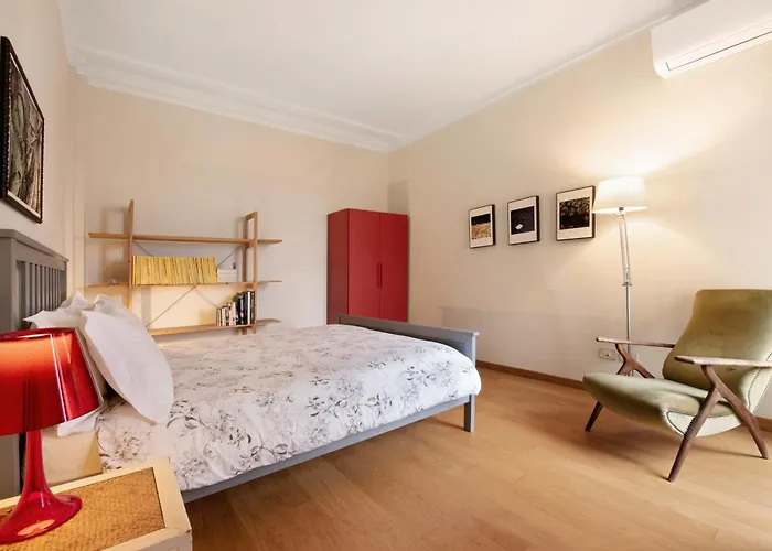 Comfy And Quiet, Great Location Apartamento Milán